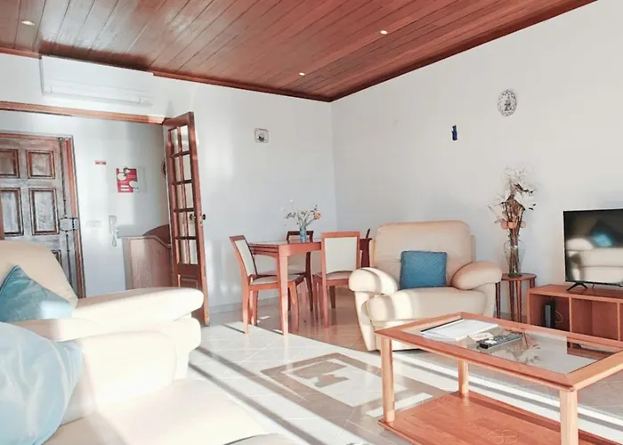 Apartment Grannys Ocean View Near And Old Town Lagos
